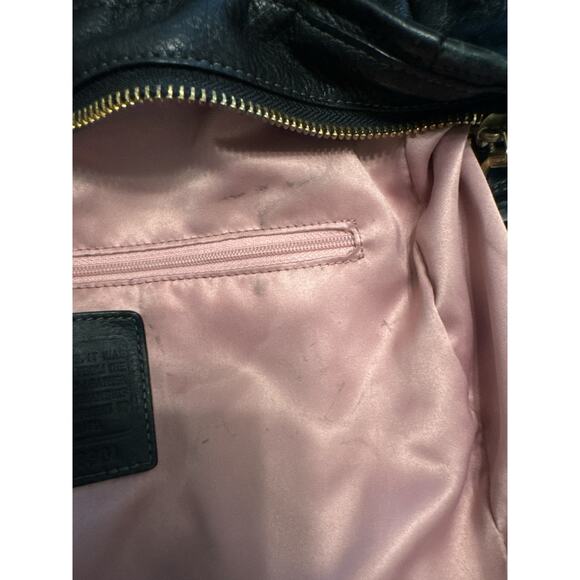 Coach Chelsea black leather shoulder bag hobo with patent trim and COA - Picture 11 of 13